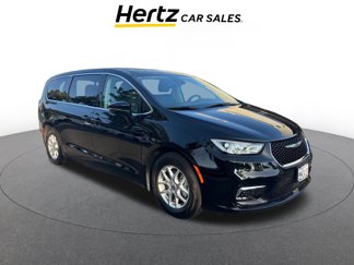 Used 2024 Chrysler Pacifica Touring-L image 1