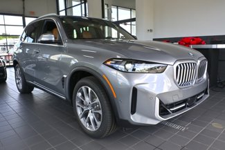 New 2026 BMW X5 xDrive40i w/ Climate Comfort Package image 1