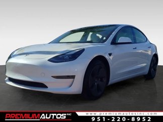 Used 2023 Tesla Model 3 Standard Range image 1