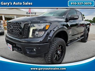 Used 2019 Nissan Titan SV w/ SV Convenience Package image 1