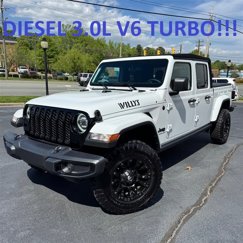 Used 2023 Jeep Gladiator Sport image 1