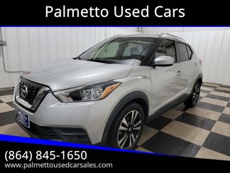 Used 2019 Nissan Kicks SV image 1