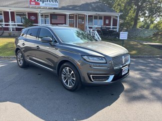 Used 2019 Lincoln Nautilus Select image 1