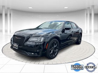 Certified 2022 Chrysler 300 S image 1