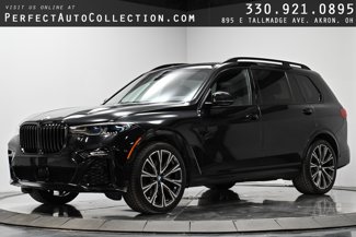 Used 2022 BMW X7 M50i image 1