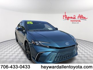 Used 2025 Toyota Camry XSE image 1