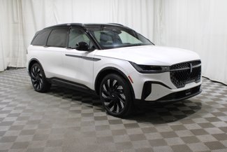 New 2025 Lincoln Nautilus Reserve image 1