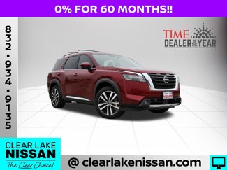 New 2025 Nissan Pathfinder Platinum image 1