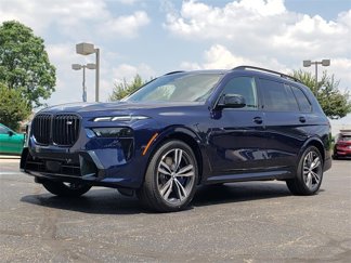 New 2026 BMW X7 M60i image 1