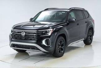 New 2026 Volkswagen Atlas Peak Edition image 1