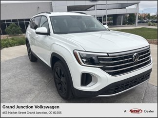 New 2025 Volkswagen Atlas SE image 1