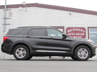 Used 2022 Ford Explorer XLT image 1