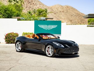 Used 2025 Aston Martin DB12 Convertible image 1