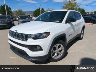 Used 2024 Jeep Compass Latitude image 1