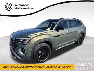 New 2025 Volkswagen Atlas Peak Edition SE image 1