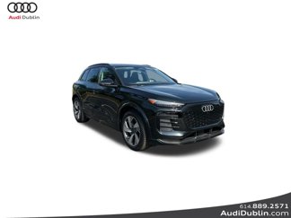 New 2025 Audi Q6 e-tron Prestige image 1