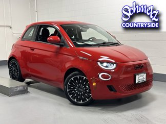 New 2024 FIAT 500 e (RED) image 1