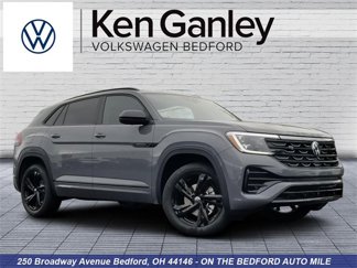 New 2025 Volkswagen Atlas Cross Sport SEL R-Line image 1