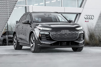 New 2025 Audi Q6 e-tron Prestige image 1