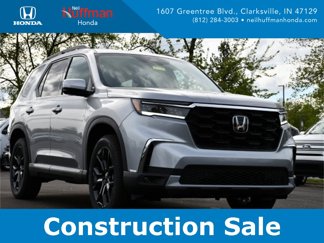 New 2025 Honda Pilot Touring image 1