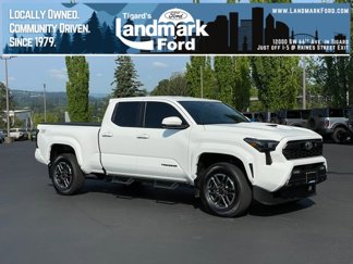 Used 2024 Toyota Tacoma TRD Sport image 1