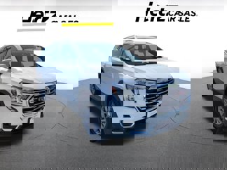 Used 2024 GMC Terrain SLT image 1