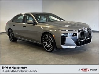 New 2025 BMW 740i image 1