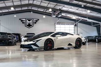 Used 2023 Lamborghini Huracan Tecnica image 1