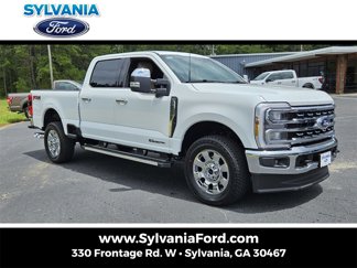 New 2025 Ford F250 4x4 Crew Cab Super Duty image 1