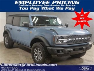 New 2025 Ford Bronco Badlands image 1