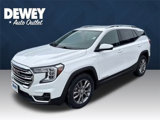 Used 2022 GMC Terrain SLT image 1