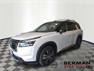 New 2025 Nissan Pathfinder Platinum image 1