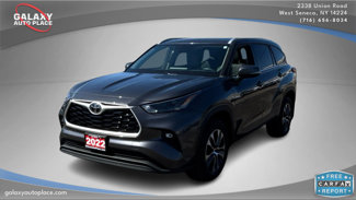 Used 2022 Toyota Highlander XLE image 1