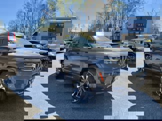 Used 2022 Jeep Grand Cherokee L Overland w/ Advanced Protech Group III image 1
