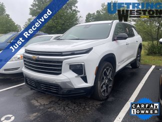 Used 2024 Chevrolet Traverse RS image 1