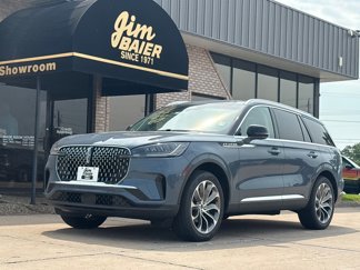New 2025 Lincoln Aviator AWD w/ Equipment Group 101A image 1
