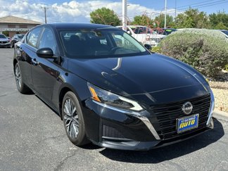 Used 2023 Nissan Altima 2.5 SV image 1