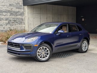 Used 2025 Porsche Macan image 1