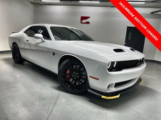 Used 2023 Dodge Challenger SRT Hellcat image 1