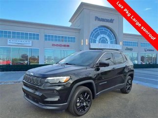 Certified 2022 Jeep Compass Latitude w/ Sun and Sound Group image 1