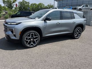 New 2025 Chevrolet Traverse High Country image 1