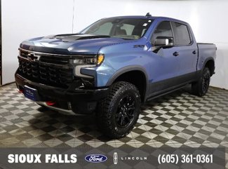 Used 2024 Chevrolet Silverado 1500 ZR2 w/ Technology Package image 1