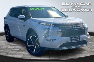 New 2025 Mitsubishi Outlander SE image 1