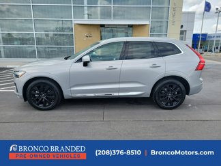 Used 2023 Volvo XC60 B5 Plus image 1