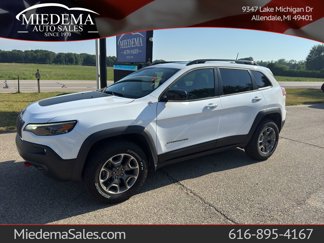 Used 2022 Jeep Cherokee Trailhawk image 1
