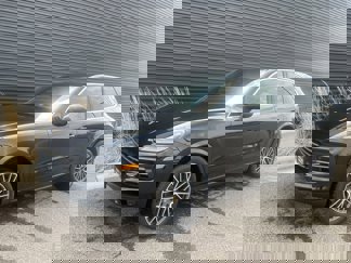 Used 2019 Porsche Cayenne image 1