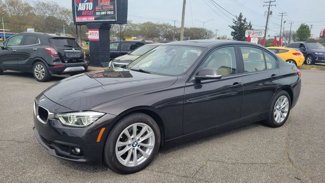 Used 2018 BMW 320i xDrive Sedan w/ Convenience Package image 1