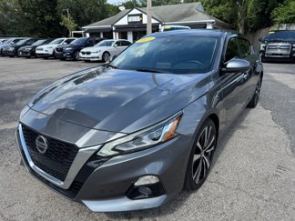 Used 2019 Nissan Altima 2.5 Platinum image 1