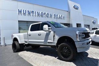 Used 2025 Ford F350 Lariat image 1