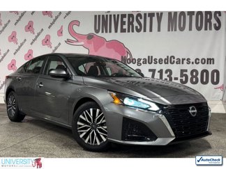 Used 2023 Nissan Altima 2.5 SV image 1